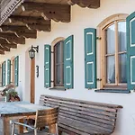 Karwendelblick Apartman *
